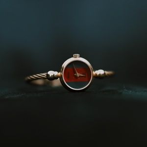 Vintage GUCCI 2047L Rope Bracelet Wristwatch